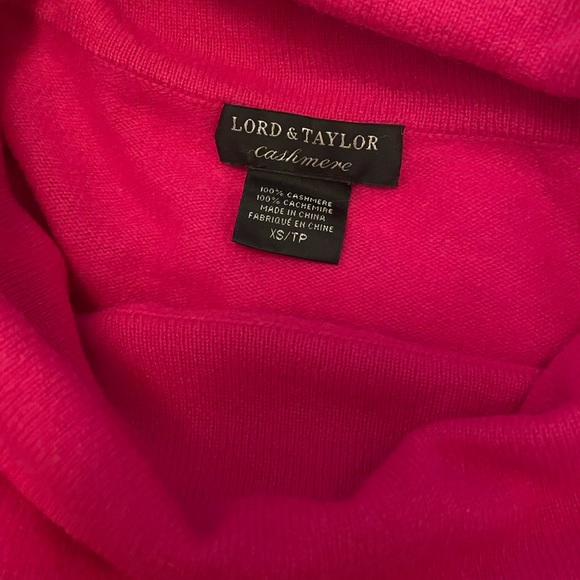 Lord and Taylor cashmere turtleneck - Picture 2 of 2